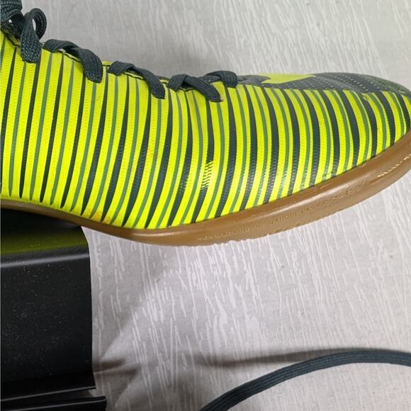 Nike MercurialX Soccer Shoes Mens US 9.5 Seaweed Volt 852526 376 main image 4